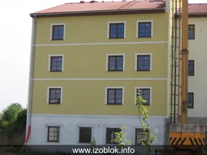 16f hostel trebesin praha 06