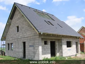 40b zdetin u benatek